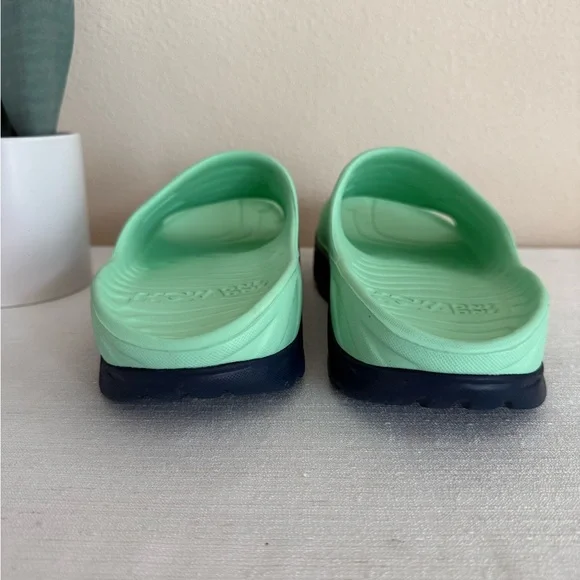 HOKA One One Mint Green/Black Unisex Slide Sandals - Picture 9 of 11